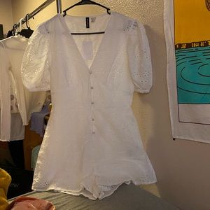 White puff sleeve romper